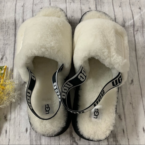 Women's UGG Disco Slide White Sheepskin - Picture 6 of 14